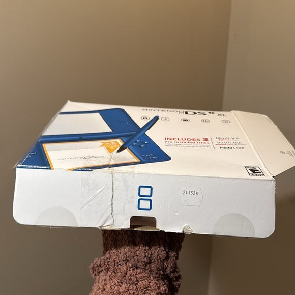 Nintendo DSi XL Box Only - Picture 5 of 11